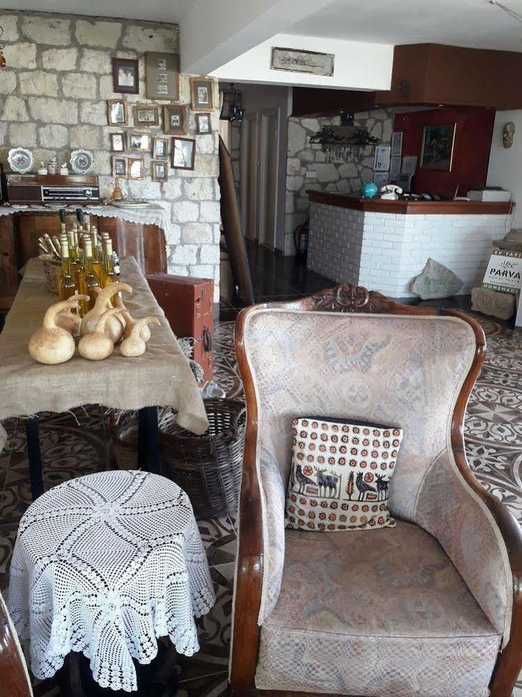 Parva Port Apartment Алакати Екстериор снимка